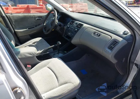 2001 Honda Accord 3.0 Lx z USA, uszkodzony, nr VIN 1HGCG16431A003724